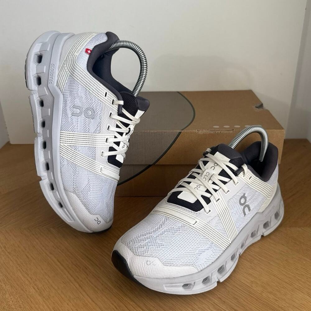On Cloud Cloudgo Grey/White Women Running Sneakers- SZ 7.5